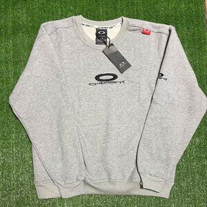 NWT Oakley Men's Medium Grey Crewneck Sweatshirt Large Back Graphic Rare Tuff